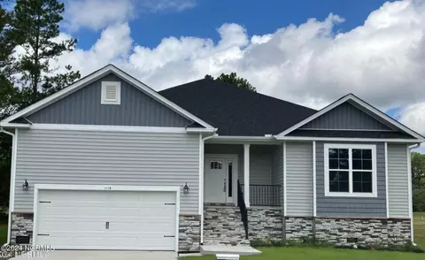 1118 Coral Reef Dr, New Bern, NC 28560