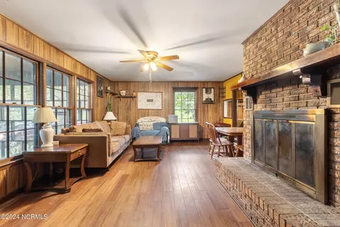 3389 Rooks Rd, Atkinson, NC 28421 photo 6