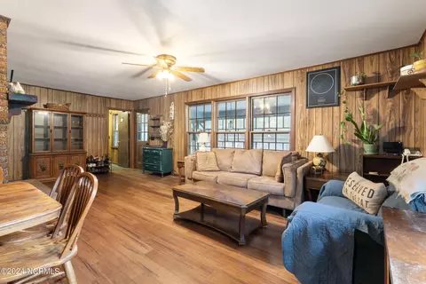 3389 Rooks Rd, Atkinson, NC 28421 photo 9