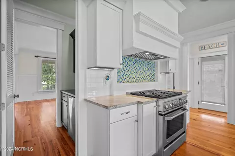 Kitchen - 317 E Island View Dr, Hampstead, NC 28443 photo 6 of 7