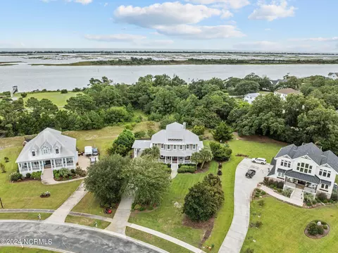 View/Area - 317 E Island View Dr, Hampstead, NC 28443 photo 1 of 4