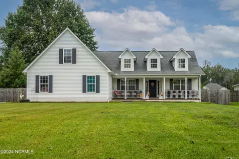 114 Casey Ln, Newport, NC 28570
