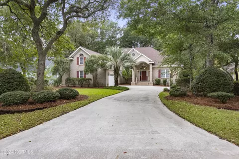 328 Heather Dr, Sunset Beach, NC 28468