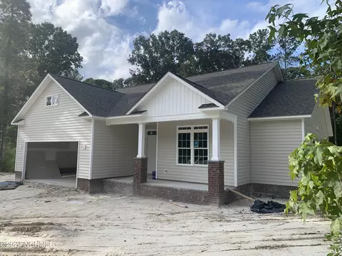 2503 Wild Turkey Rd, New Bern, NC 28562