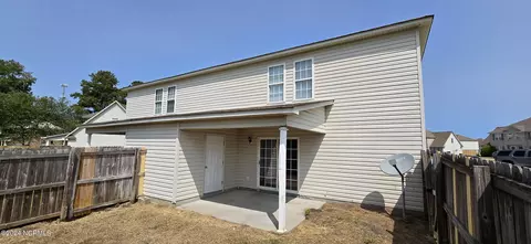 4032 Lucerne Ct #B, Winterville, NC 28590 photo 3