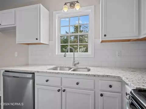111 Daphne Dr, Hubert, NC 28539 photo 17