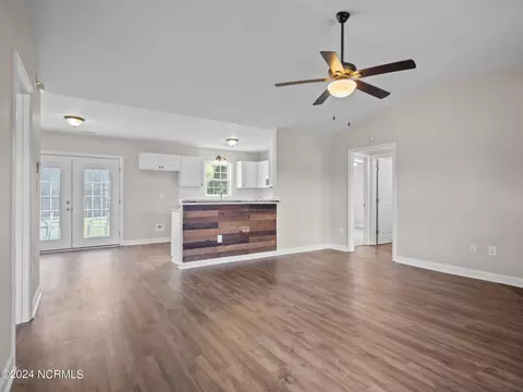111 Daphne Dr, Hubert, NC 28539 photo 8