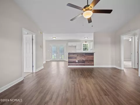 111 Daphne Dr, Hubert, NC 28539 photo 9