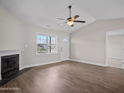 111 Daphne Dr, Hubert, NC 28539 photo 6