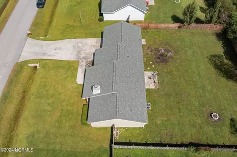 111 Daphne Dr, Hubert, NC 28539 photo 41