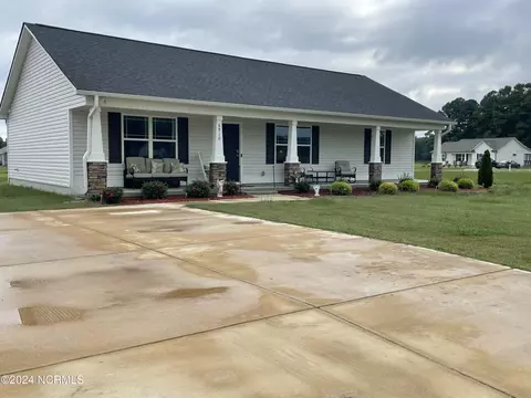 6910 Rains Crossroads Rd, Princeton, NC 27569