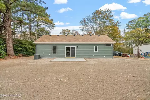 103 Halstead Dr, Moyock, NC 27958 photo 4