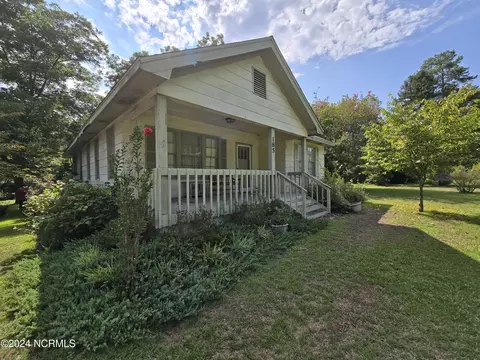 185 Ledbetter St, Cordova, NC 28330