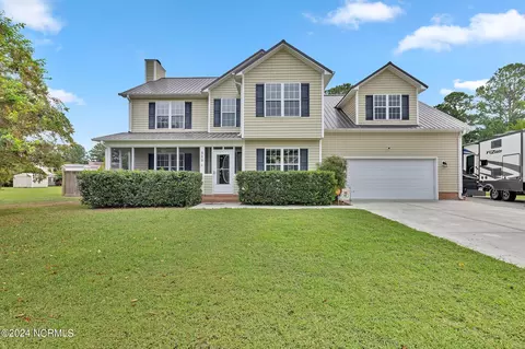 323 Rock Creek Dr S, Jacksonville, NC 28540