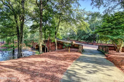 370 Red Fox Run Dr, Wallace, NC 28466 photo 5