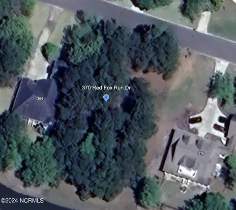 370 Red Fox Run Dr, Wallace, NC 28466 photo 2