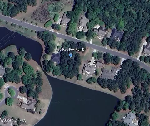 370 Red Fox Run Dr, Wallace, NC 28466