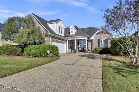 1040 Stonebridge Ln, Leland, NC 28451
