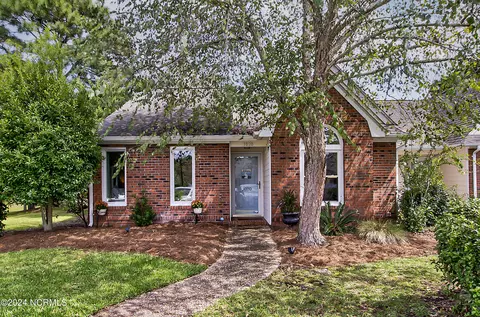3020 Remington Dr, Wilmington, NC 28405