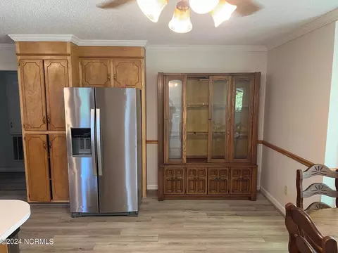 Dining - 5679 Edith Rd, Ayden, NC 28513 photo 2 of 2