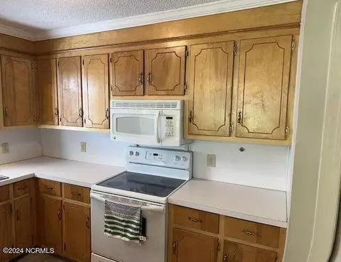 Kitchen - 5679 Edith Rd, Ayden, NC 28513 photo 1 of 4