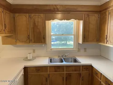 Kitchen - 5679 Edith Rd, Ayden, NC 28513 photo 2 of 4