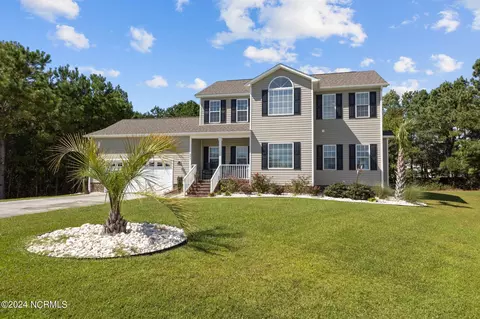 204 Brant Ct, Swansboro, NC 28584