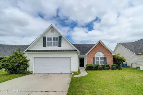 414 Putnam Dr, Wilmington, NC 28411