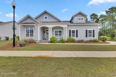 Exterior - 322 Arden Dr, Hampstead, NC 28443 photo 1 of 6