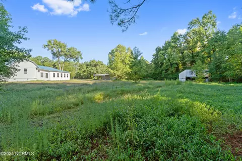 269 Highway 172, Hubert, NC 28539