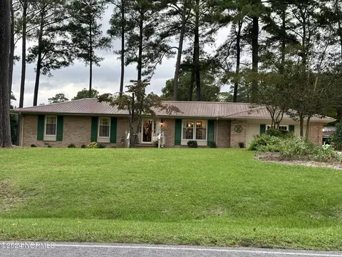 2667 Ralph Taylor Rd, Williamston, NC 27892