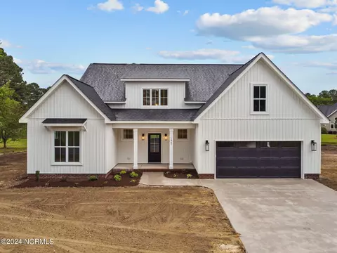 1698 Blackjack Grimesland Rd, Grimesland, NC 27837