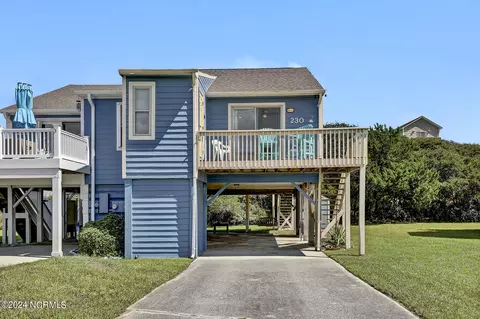 230 Port Dr, North Topsail Beach, NC 28460