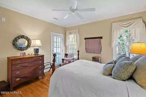 Bedroom - 100 Drake Rd, Hampstead, NC 28443 photo 6 of 7
