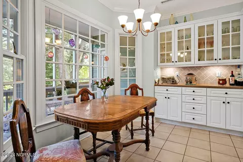 Dining - 100 Drake Rd, Hampstead, NC 28443 photo 2 of 2