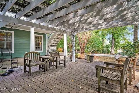 Exterior - 100 Drake Rd, Hampstead, NC 28443 photo 14 of 18