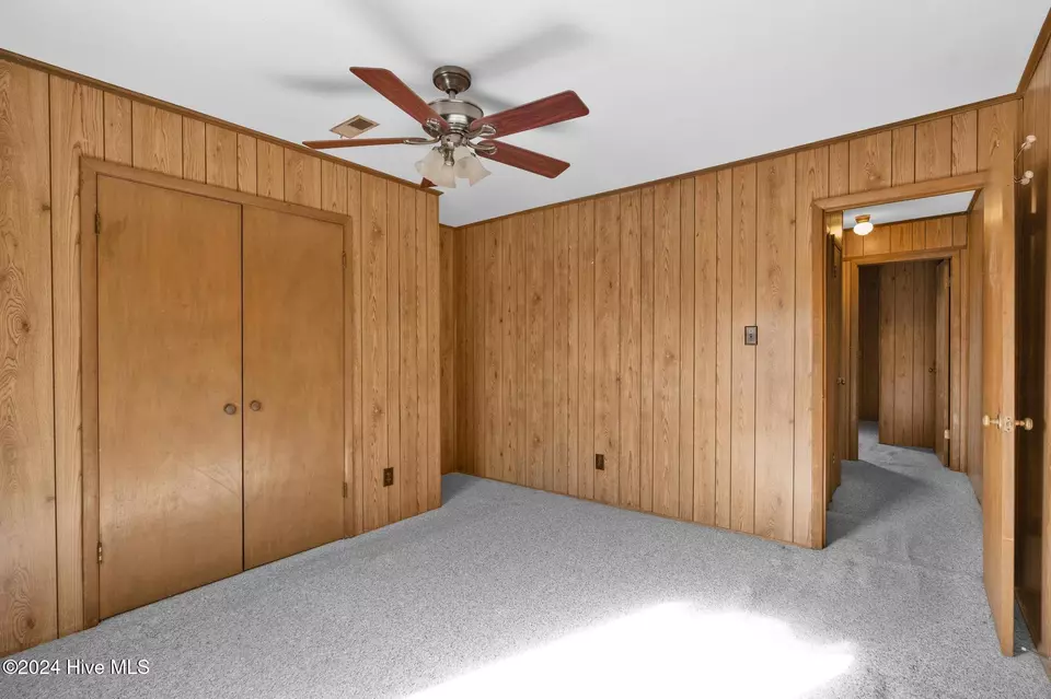  1620 E Pelican Dr, Oak Island, NC 28465 photo 14