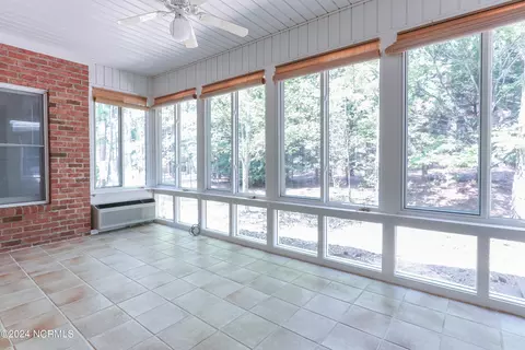 Exterior - 15 Cedar Ln, Pinehurst, NC 28374 photo 4 of 8