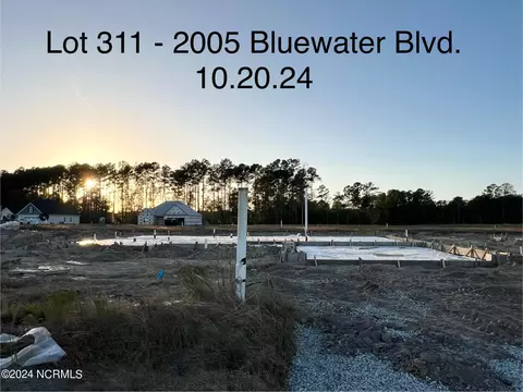 2005 Bluewater Blvd, New Bern, NC 28562