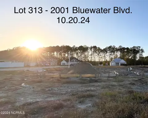 2001 Bluewater Blvd, New Bern, NC 28562