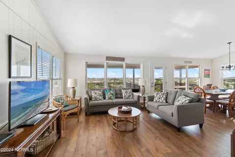404 E Main St, Sunset Beach, NC 28468 photo 11