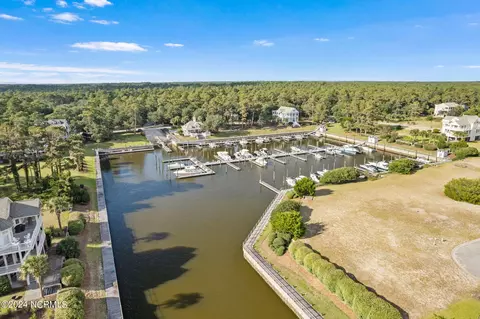 698 Augustine Ave SW, Supply, NC 28462 photo 20