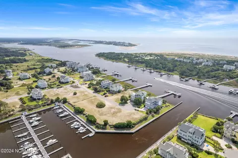 698 Augustine Ave SW, Supply, NC 28462 photo 24