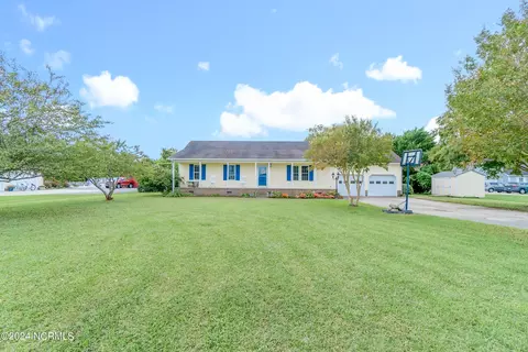 583 Firetower Rd, Elizabeth City, NC 27909