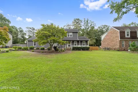 307 Daisy Ct, Jacksonville, NC 28540