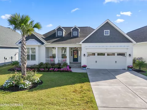 7004 Sevilleen Dr SW, Ocean Isle Beach, NC 28469
