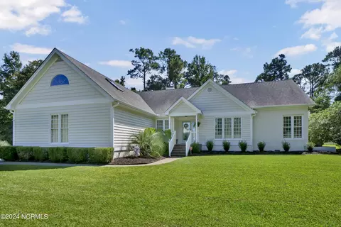 112 White Heron Cove Rd, Hampstead, NC 28443