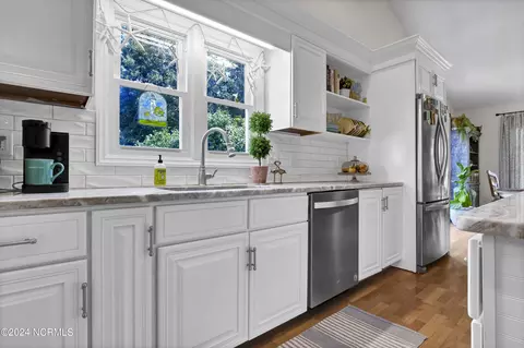 Kitchen - 112 White Heron Cove Rd, Hampstead, NC 28443 photo 4 of 4