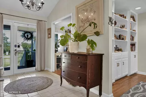 Entry Way - 112 White Heron Cove Rd, Hampstead, NC 28443 photo 1 of 1