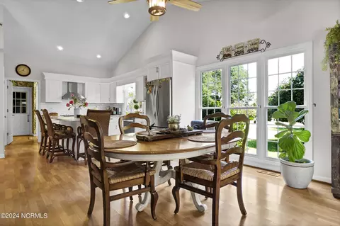 Dining - 112 White Heron Cove Rd, Hampstead, NC 28443 photo 1 of 3